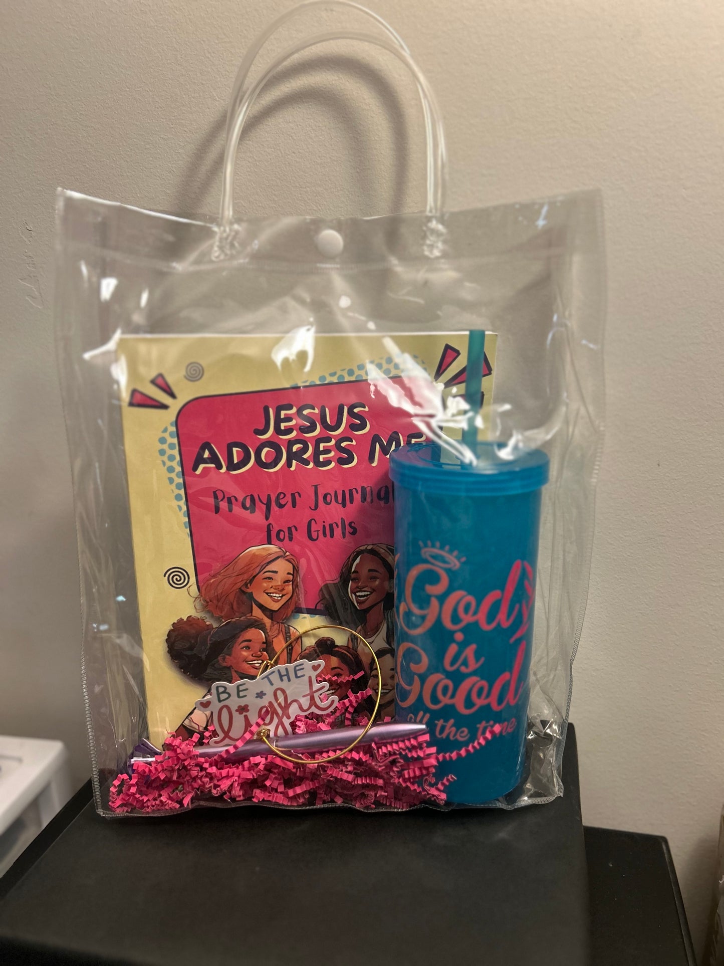 Jesus Adores Me Gift Set