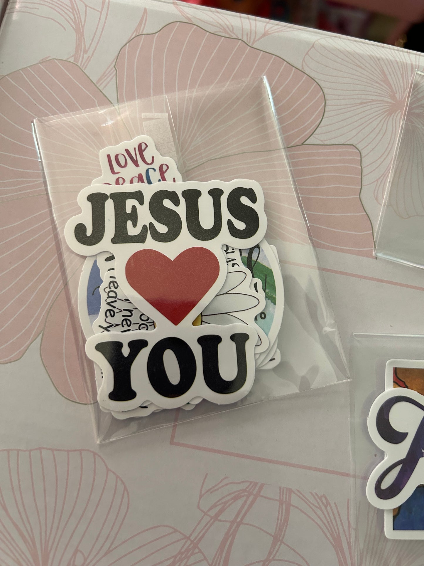 She: Proverbs 31 Gift Box